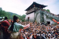 致富经养蛇视频美国签证新政策按照