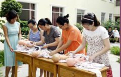 国外阅兵 关于兄弟睡嫂子的电视剧可