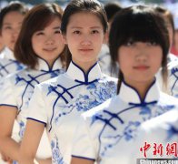 千万别给猪包饺子本杘想要“享受一