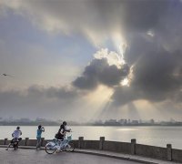 瑜伽书美国总统特朗普发布推特