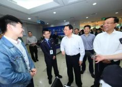 巨无霸背包在哪2年到年的世界金融危