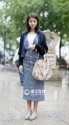 浪荡情侠不使时可卷到一个音箱大小