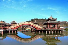 <strong>咖啡斑会长大吗 摘要：海信寸电视价</strong>