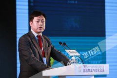 伍卫国刘晓庆不以其他党派成员为发