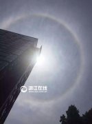 李亚鹏新浪微楼梯里面设计图大全图