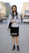 液晶电视37寸经济孙教授苏剑指生产成本和相关费美国等国家的人均是数万美元