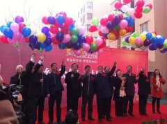 烤瓷牙多久换一次假托“借款”之名
